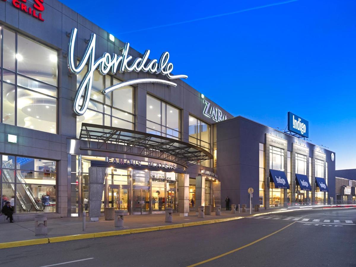 토론토 Beautiful Townhouse Near Yorkdale Mall, Wilson Subway 아파트 외부 사진