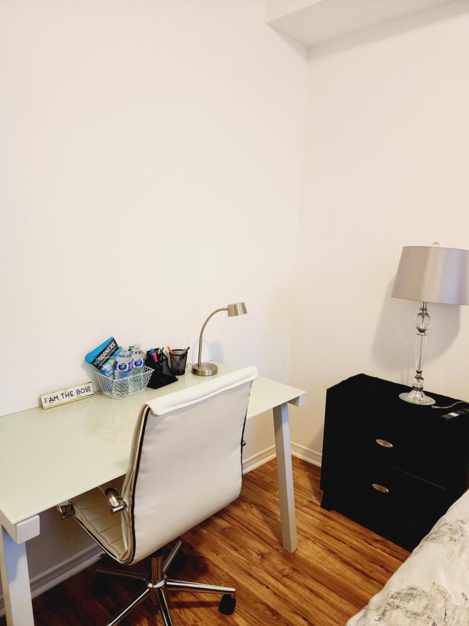 토론토 Beautiful Townhouse Near Yorkdale Mall, Wilson Subway 아파트 외부 사진