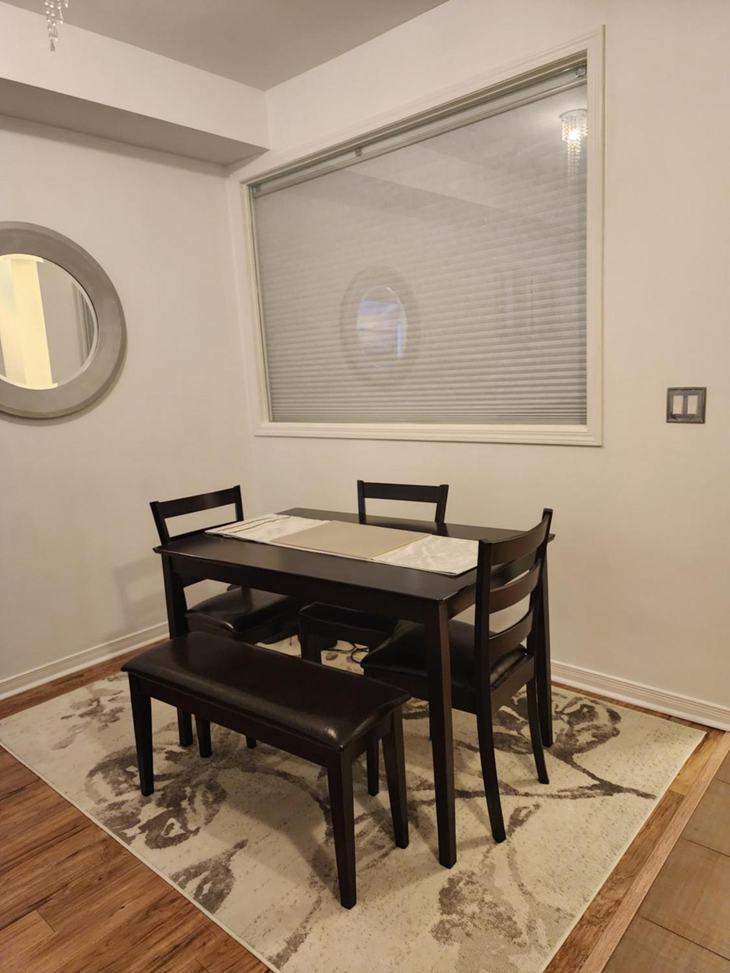 토론토 Beautiful Townhouse Near Yorkdale Mall, Wilson Subway 아파트 외부 사진